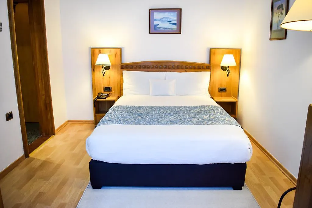 Xheko Imperial Luxury Hotel & Spa Tirana 5*,
