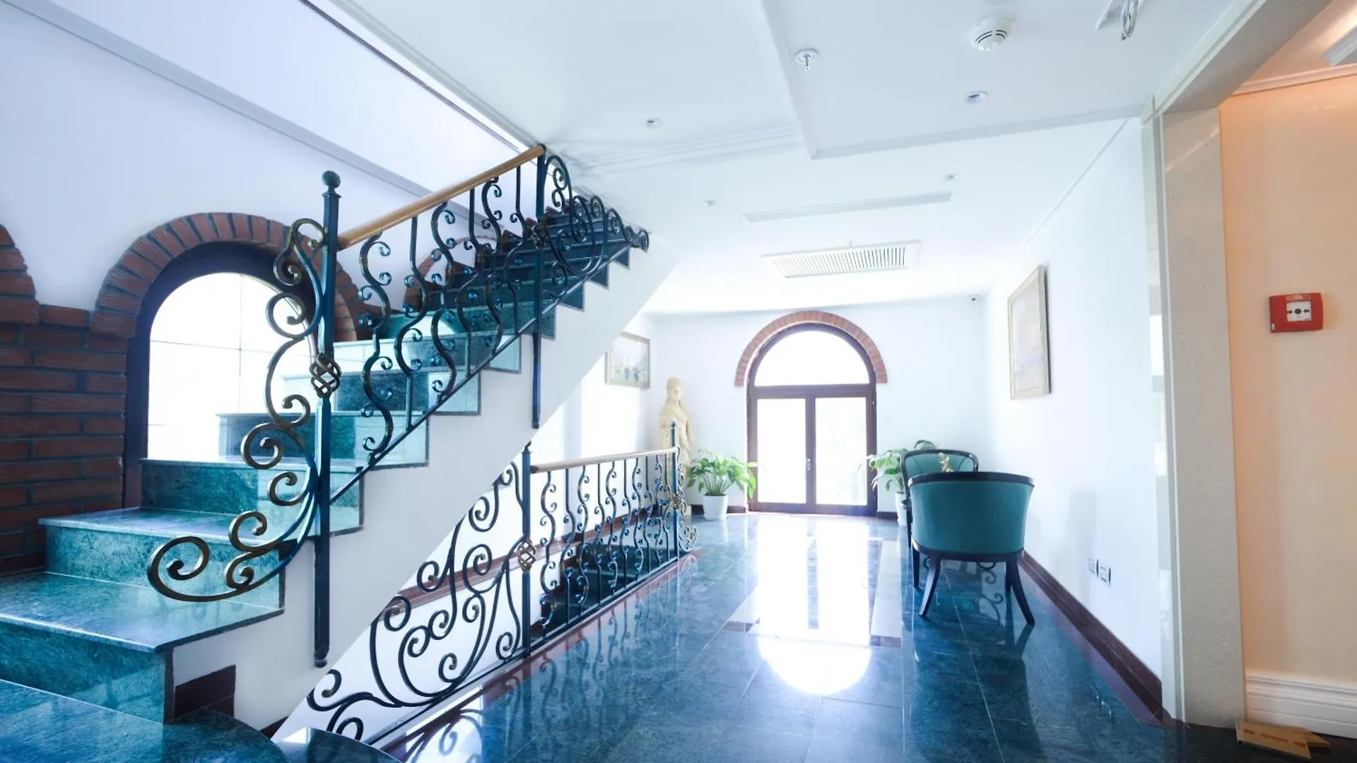 Xheko Imperial Luxury Hotel & Spa Tirana